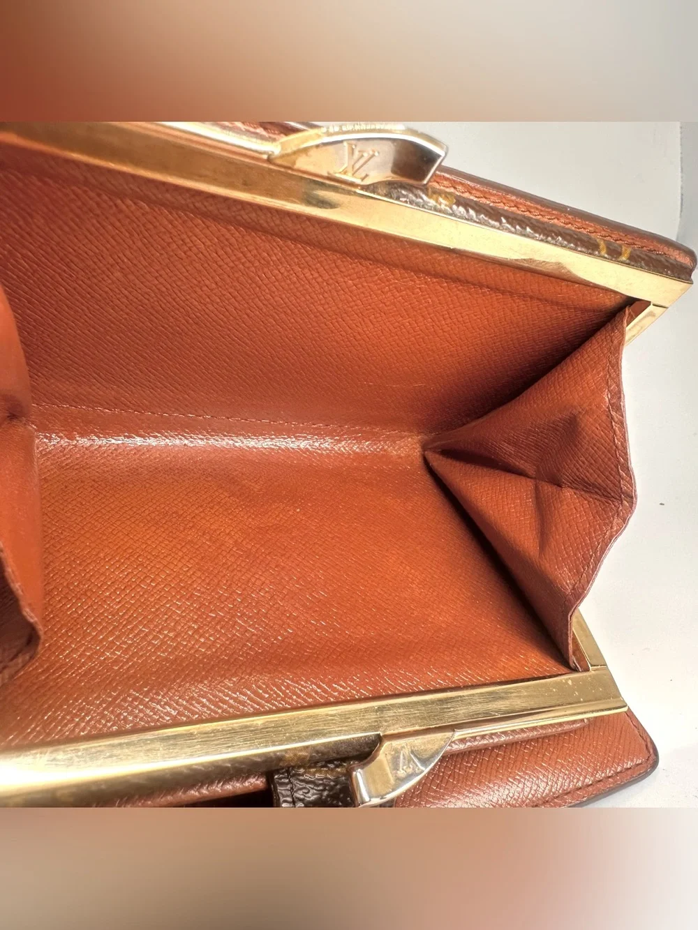 Louis Vuitton Monogram French Kiss Lock Wallet very good condition MI0968 - Picture 12 of 15